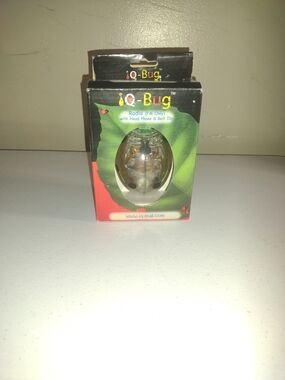 Vintage iQ-Bug Clear Novelty FM Radio - Green and Black Packaging